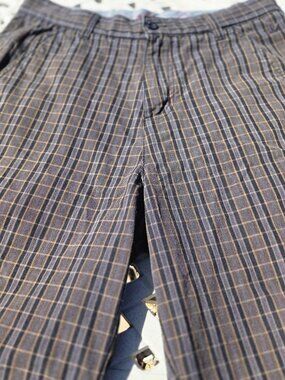 Micros Men's Y2K Brown Plaid Shorts 30" Waist